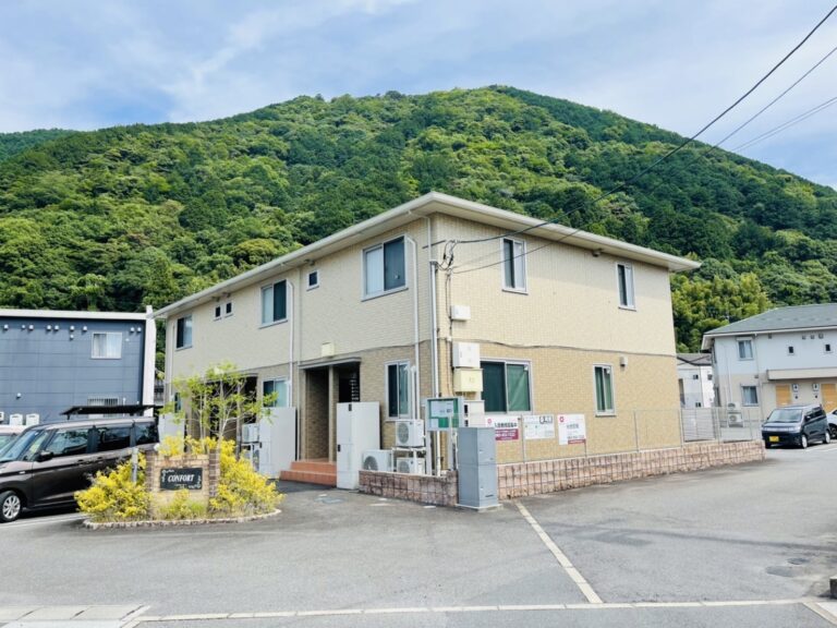 コンフォール 102