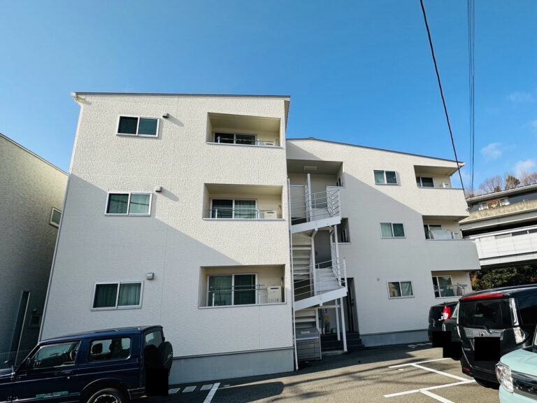 ライフメント伴駅前302